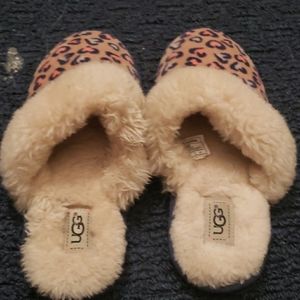 Pink Heart Cheeta Design Ugg Slippers